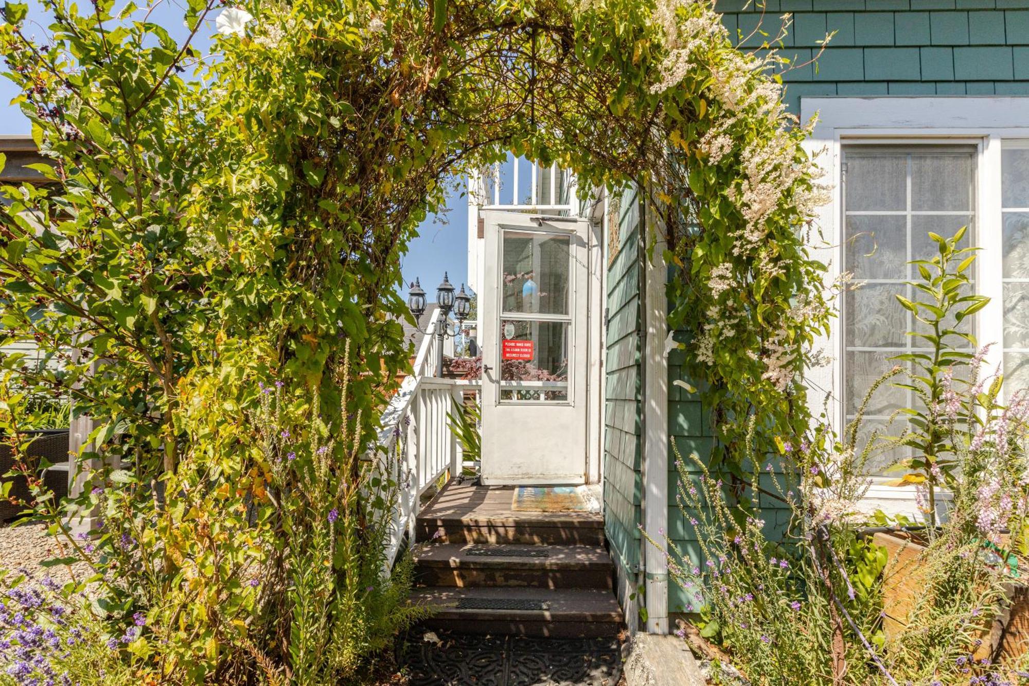 Enchanted Cottages By The Sea Seaview Exteriér fotografie